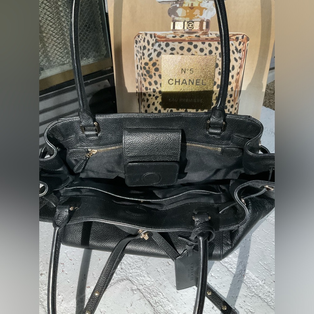 Coach Shoulderbag - Picture 16 of 16
